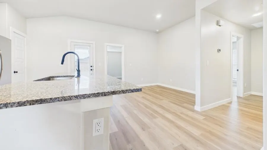 Photo 19 — 6944 10th Street, Lubbock, TX 79416