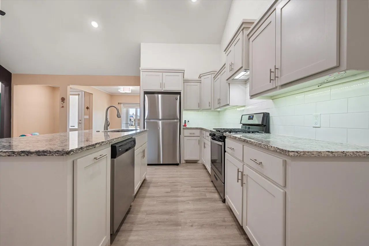 Photo 13 — 1312 Dover Lane, Wolfforth, TX 79382