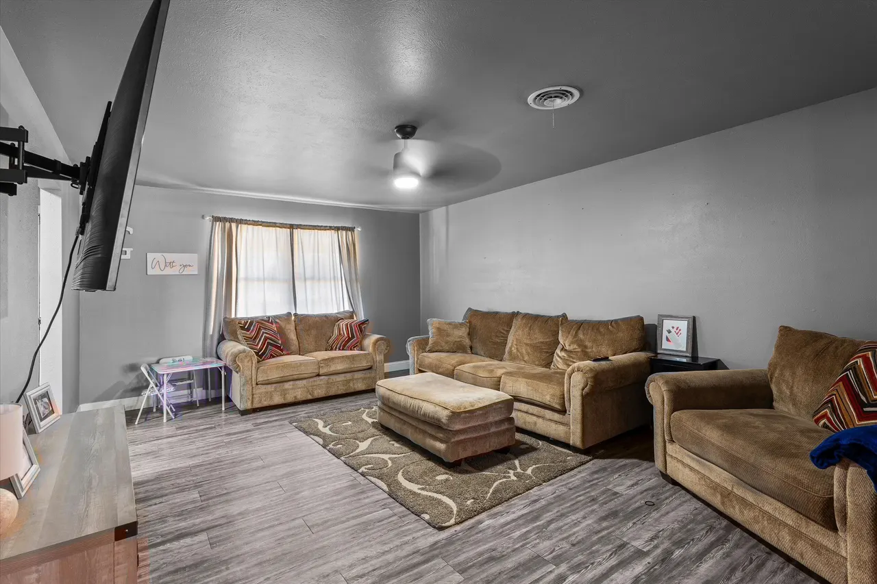 Photo 5 — 109 Mike Street, Levelland, TX 79336