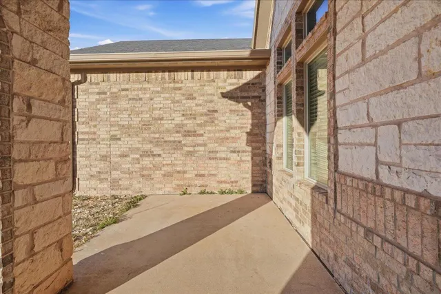 Photo 4 — 7612 59th Street, Lubbock, TX 79407
