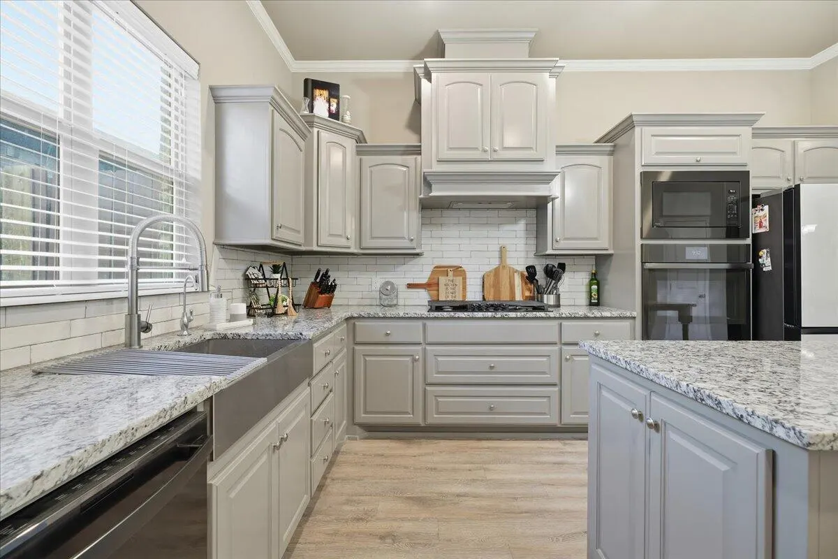 Photo 12 — 7612 59th Street, Lubbock, TX 79407