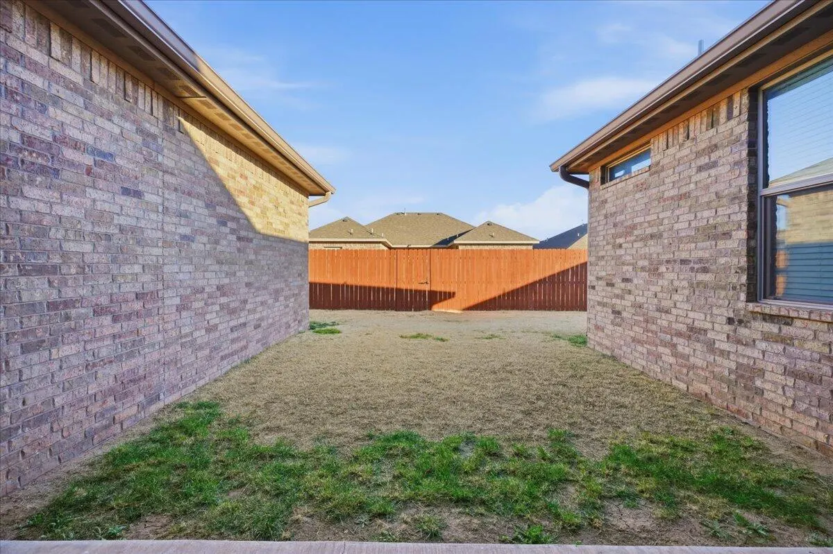 Photo 42 — 7612 59th Street, Lubbock, TX 79407