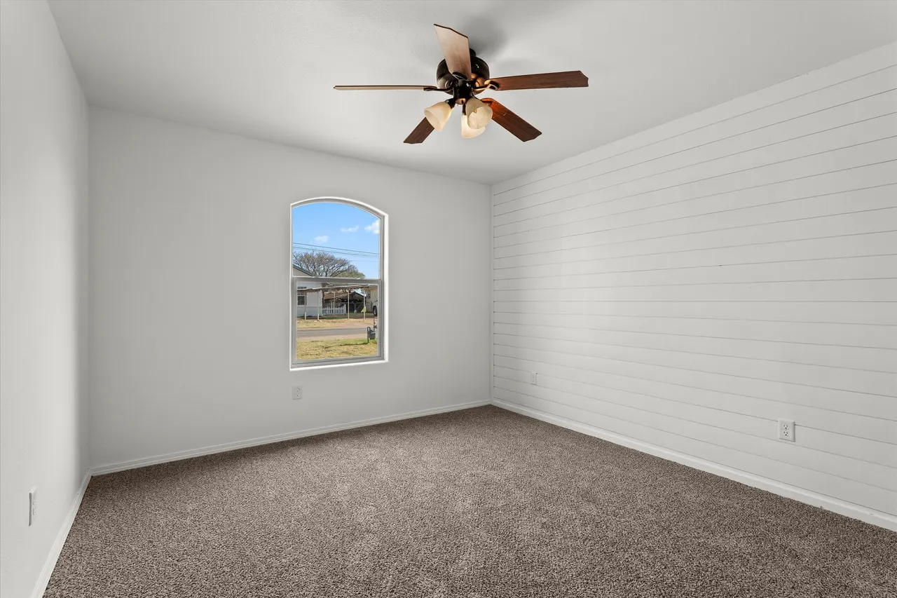 Photo 15 — 222 E 7th Street, Idalou, TX 79329