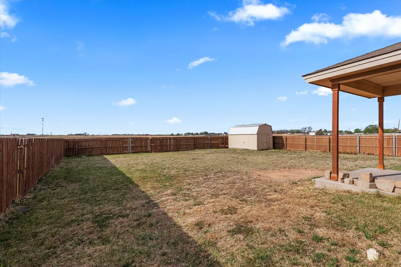 Photo 21 — 222 E 7th Street, Idalou, TX 79329
