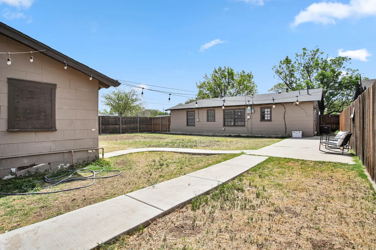 Photo 37 — 4102 32nd Street, Lubbock, TX 79410