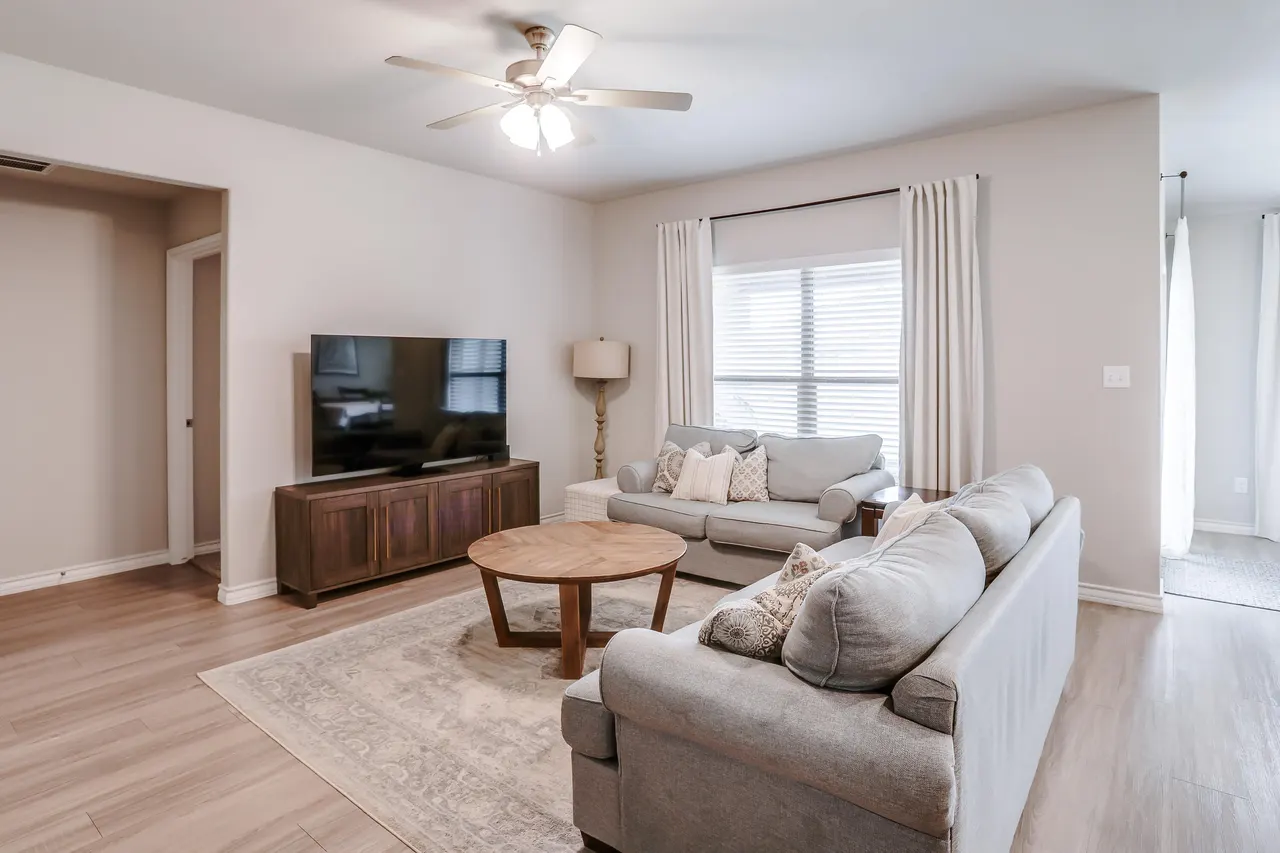 Photo 6 — 7214 24th Street, Lubbock, TX 79407