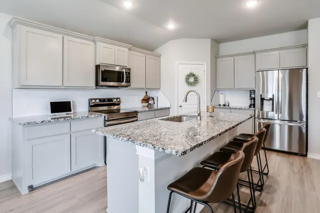 Photo 8 — 7214 24th Street, Lubbock, TX 79407