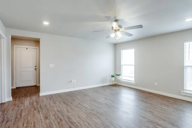 Photo 4 — 412 E 30th Street, Wolfforth, TX 79382