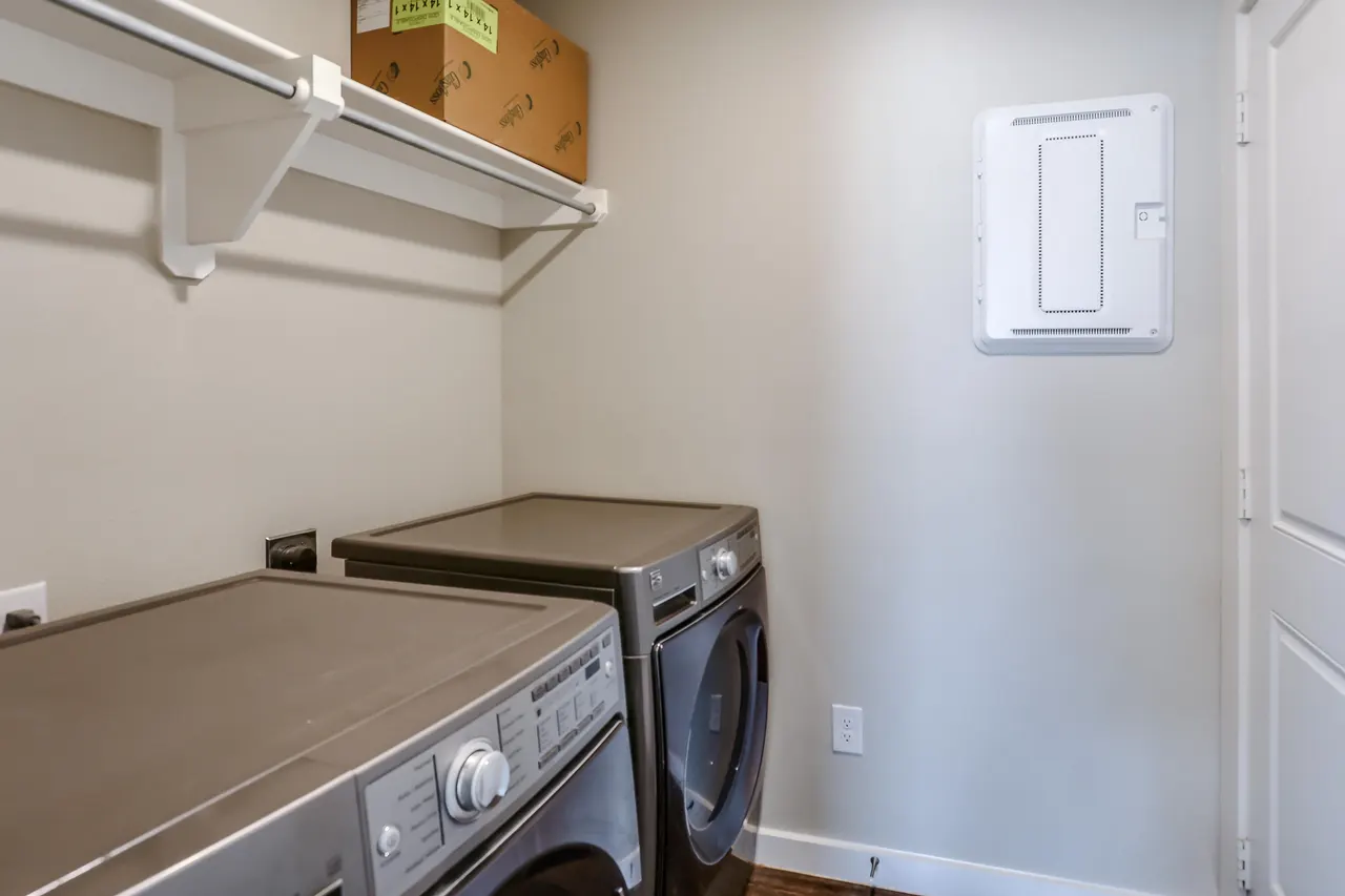 Photo 12 — 412 E 30th Street, Wolfforth, TX 79382
