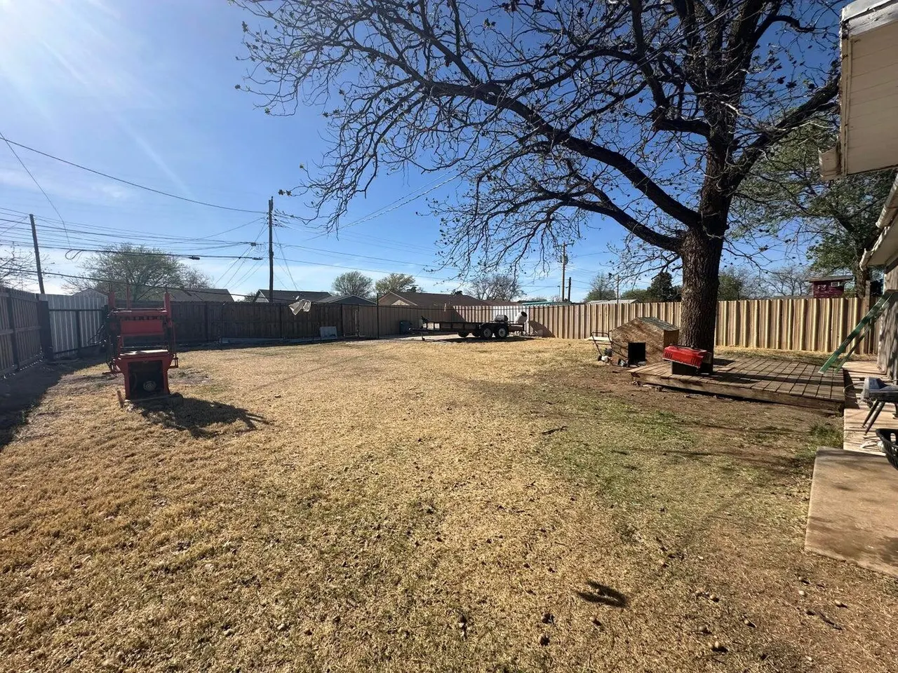 Photo 17 — 1305 Smythe Street, Plainview, TX 79072