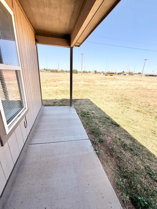 Photo 6 — 3211 E 5th Street, Lubbock, TX 79403