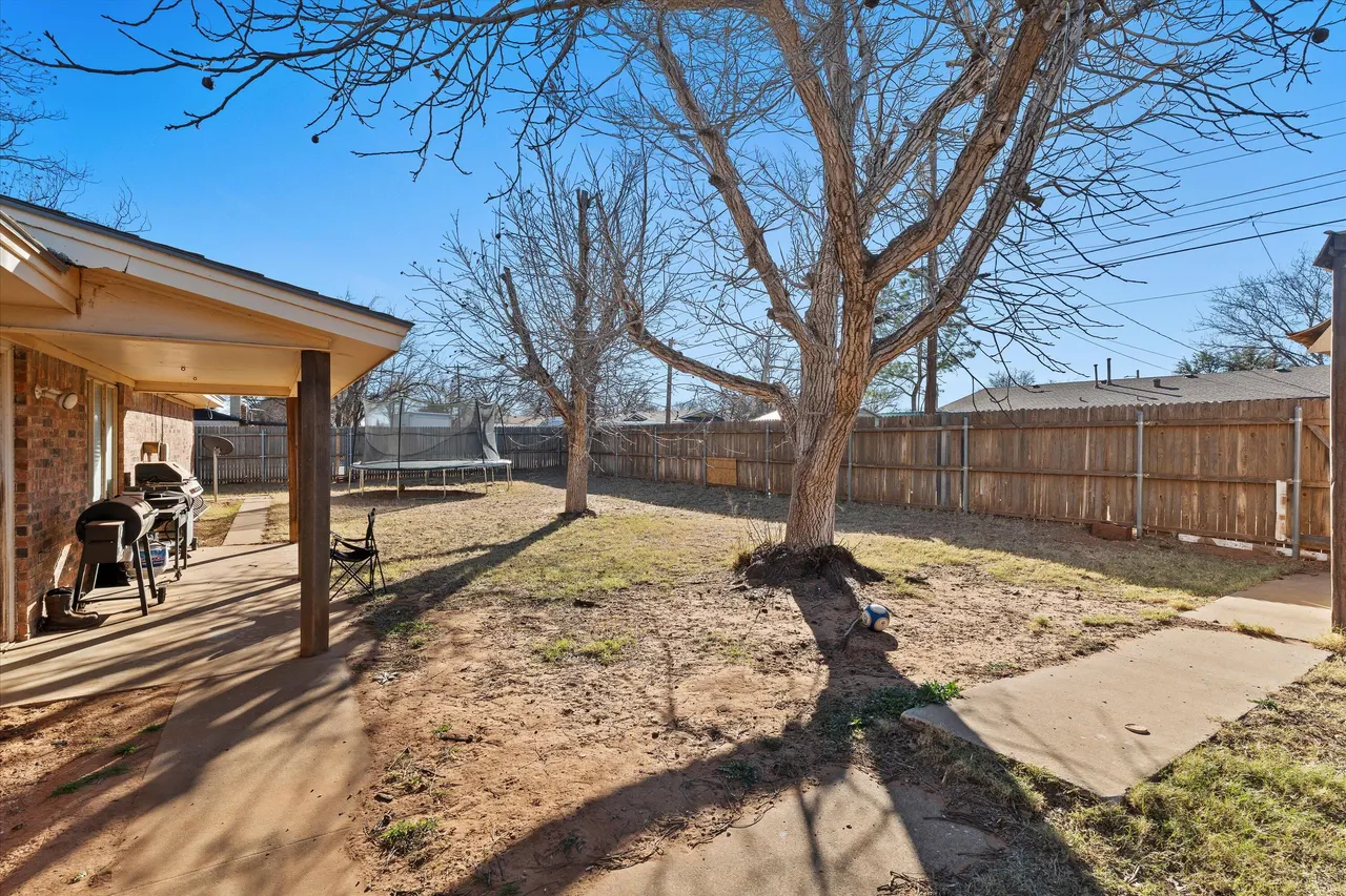 Photo 15 — 1007 S Howell Street, Brownfield, TX 79316