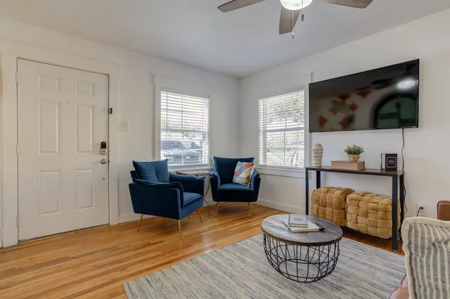 Photo 4 — 2704 32nd Street, Lubbock, TX 79410