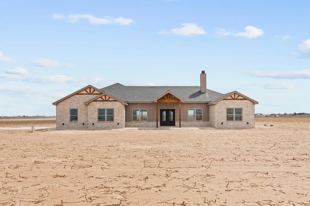 Photo 3 — 5333 County Road 6100, Lubbock, TX 79415
