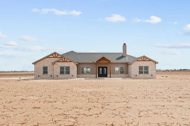 Photo 3 — 5333 County Road 6100, Lubbock, TX 79415