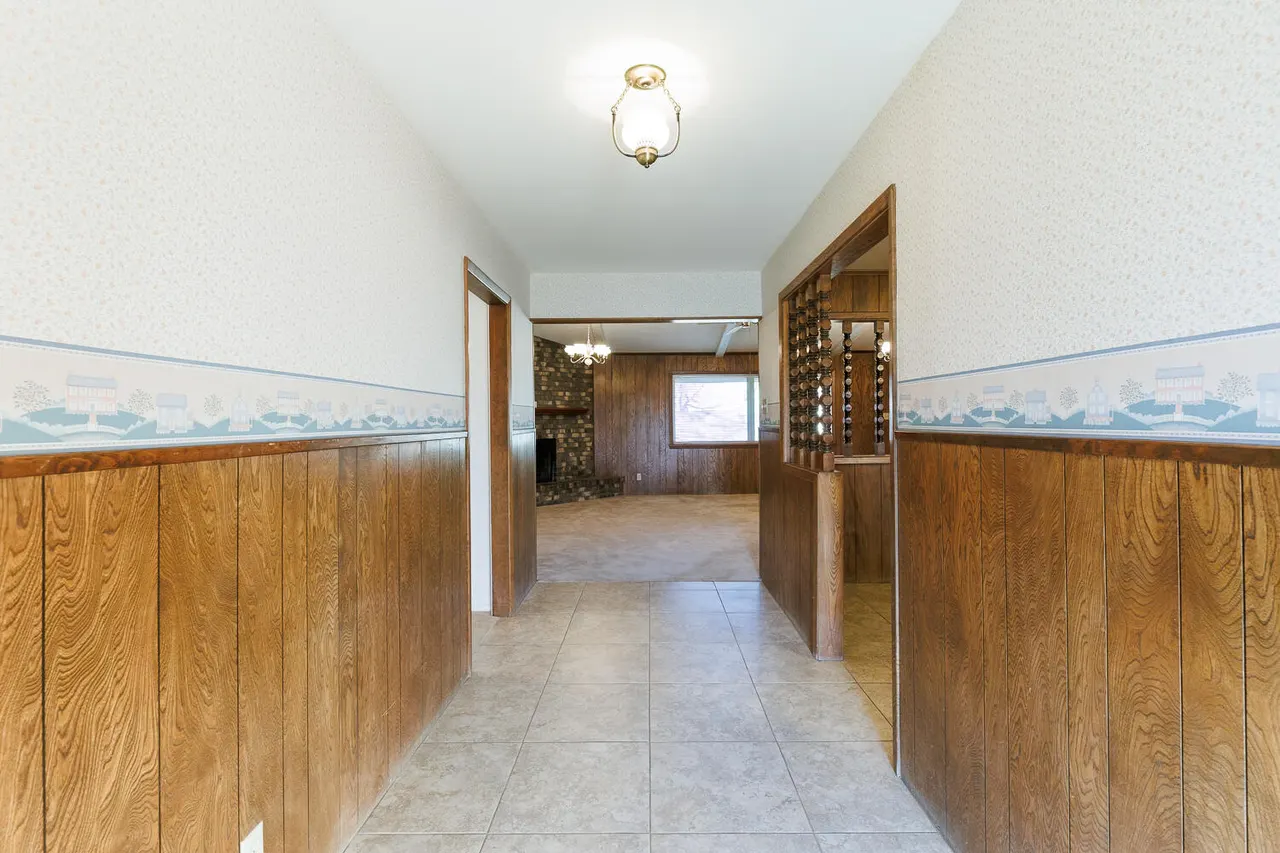 Photo 3 — 2018 Rice Drive, Levelland, TX 79336