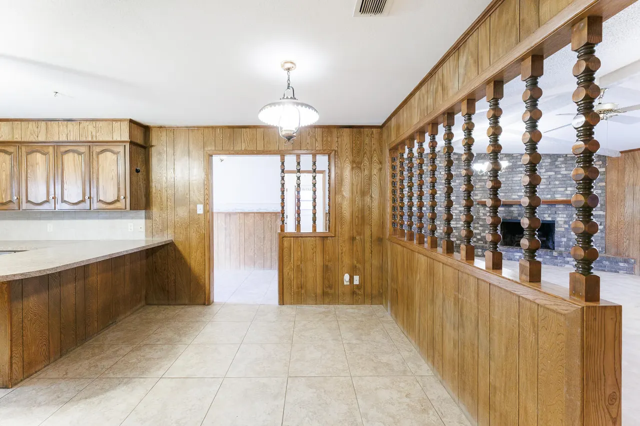 Photo 12 — 2018 Rice Drive, Levelland, TX 79336