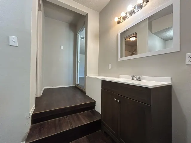 Photo 6 — 7438 18th Street, Lubbock, TX 79416