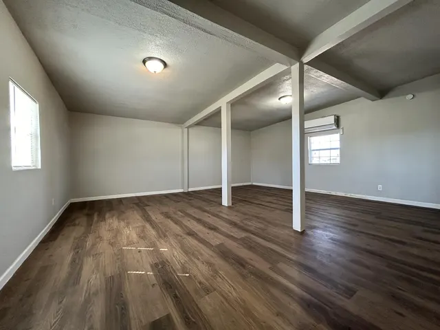 Photo 7 — 7438 18th Street, Lubbock, TX 79416