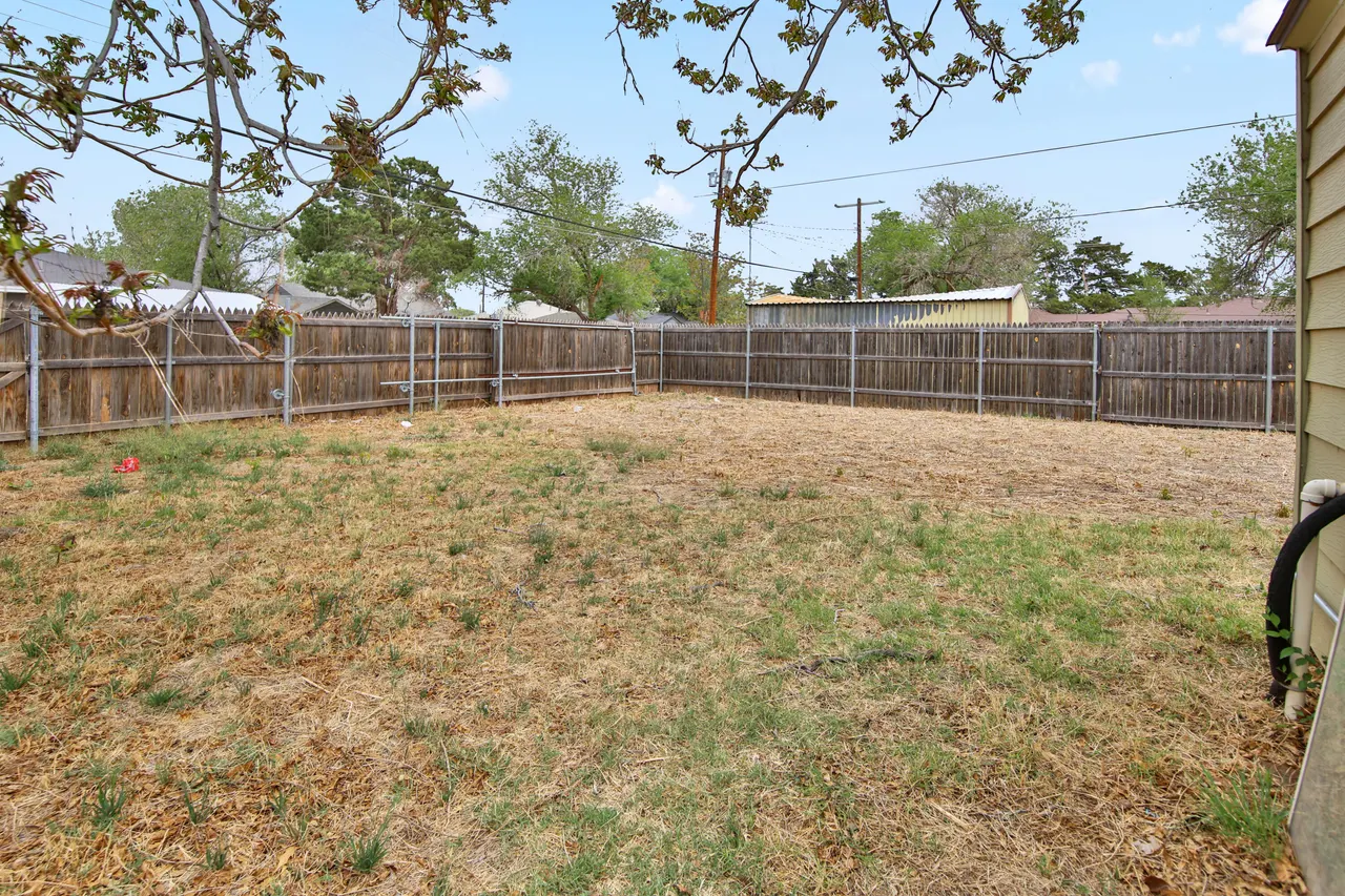 Photo 32 — 2408 24th Street, Lubbock, TX 79411