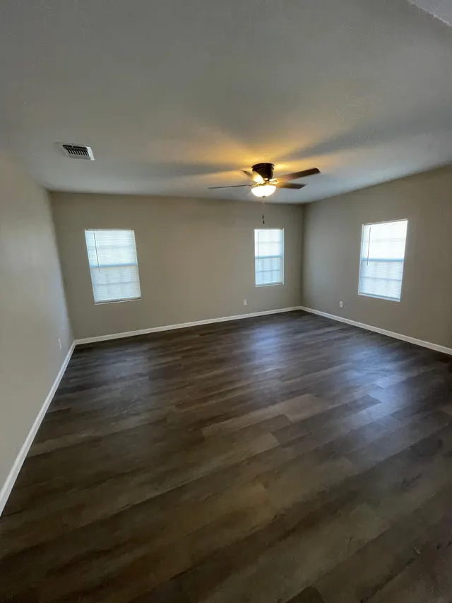 Photo 2 — 2215 29th Street, Lubbock, TX 79411