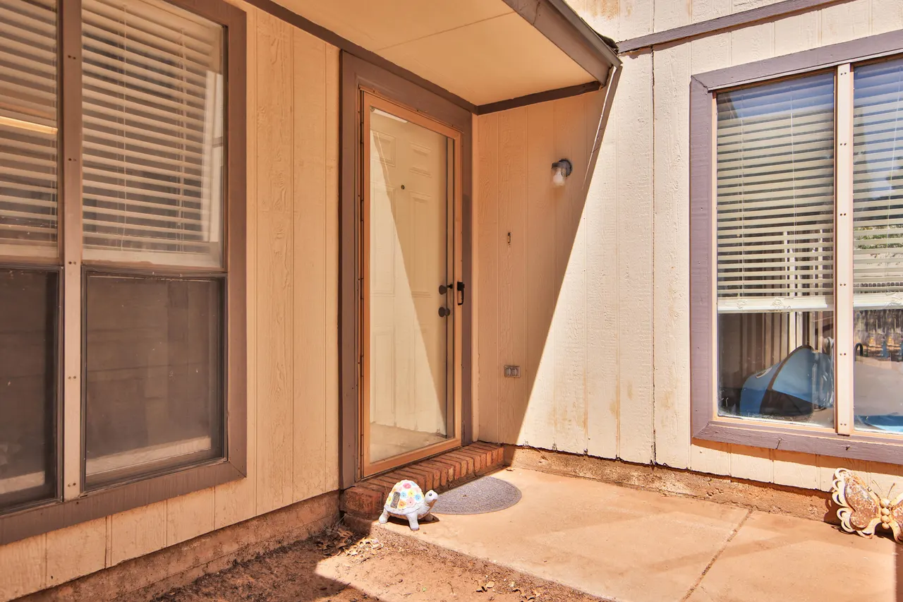 Photo 2 — 5832 Emory Street, Lubbock, TX 79416