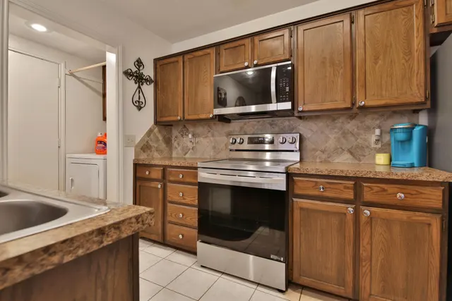 Photo 8 — 5832 Emory Street, Lubbock, TX 79416