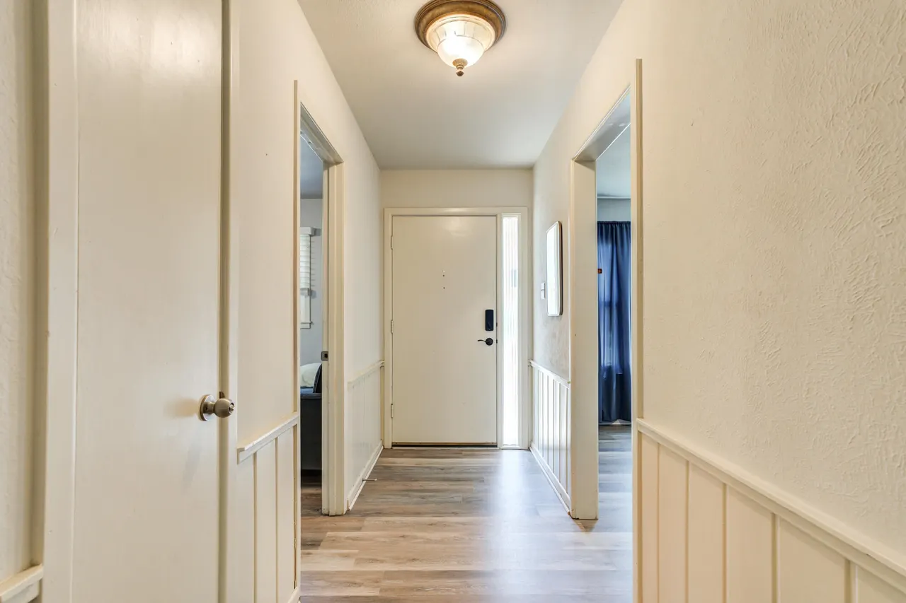 Photo 5 — 2306 55th Street, Lubbock, TX 79412