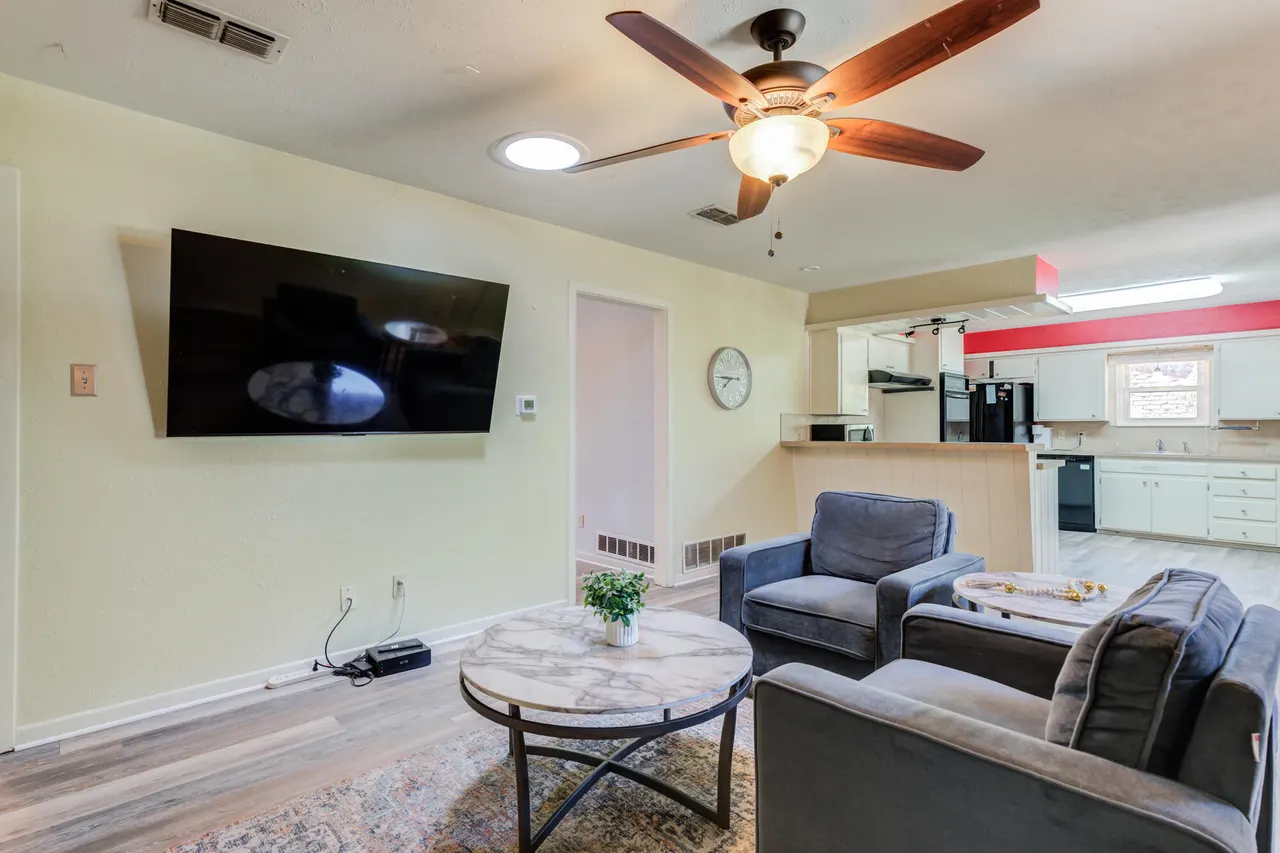 Photo 12 — 2306 55th Street, Lubbock, TX 79412