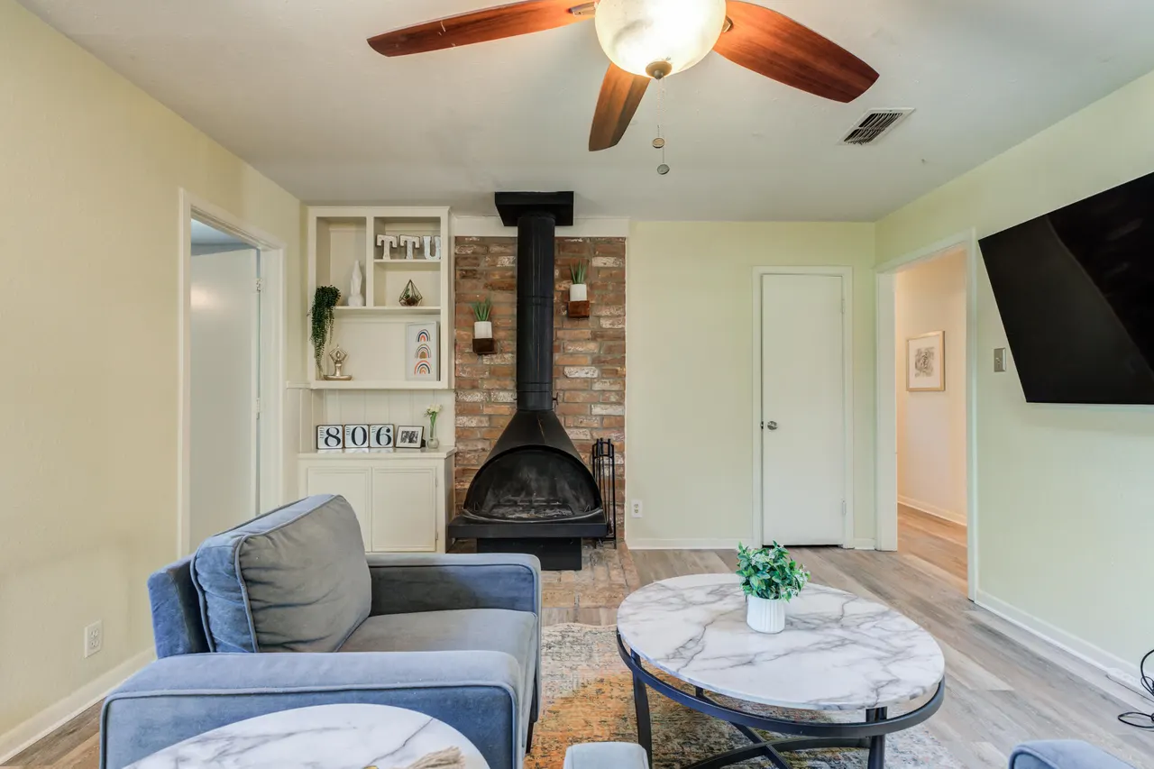 Photo 14 — 2306 55th Street, Lubbock, TX 79412