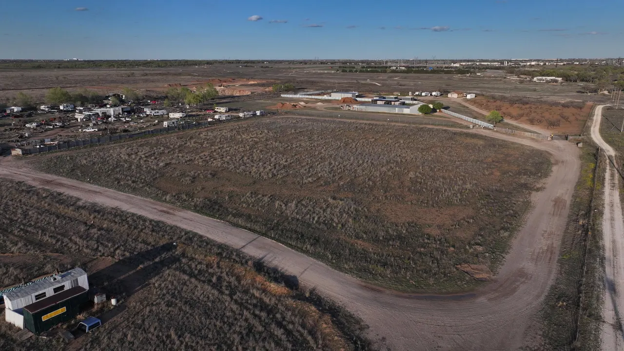Photo 9 — 3702 Ursuline Street, Lubbock, TX 79415