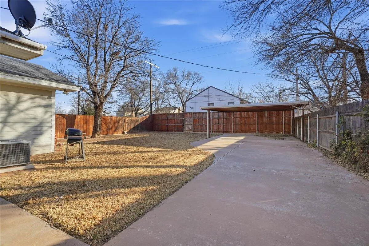 Photo 28 — 2217 14th Street, Lubbock, TX 79401