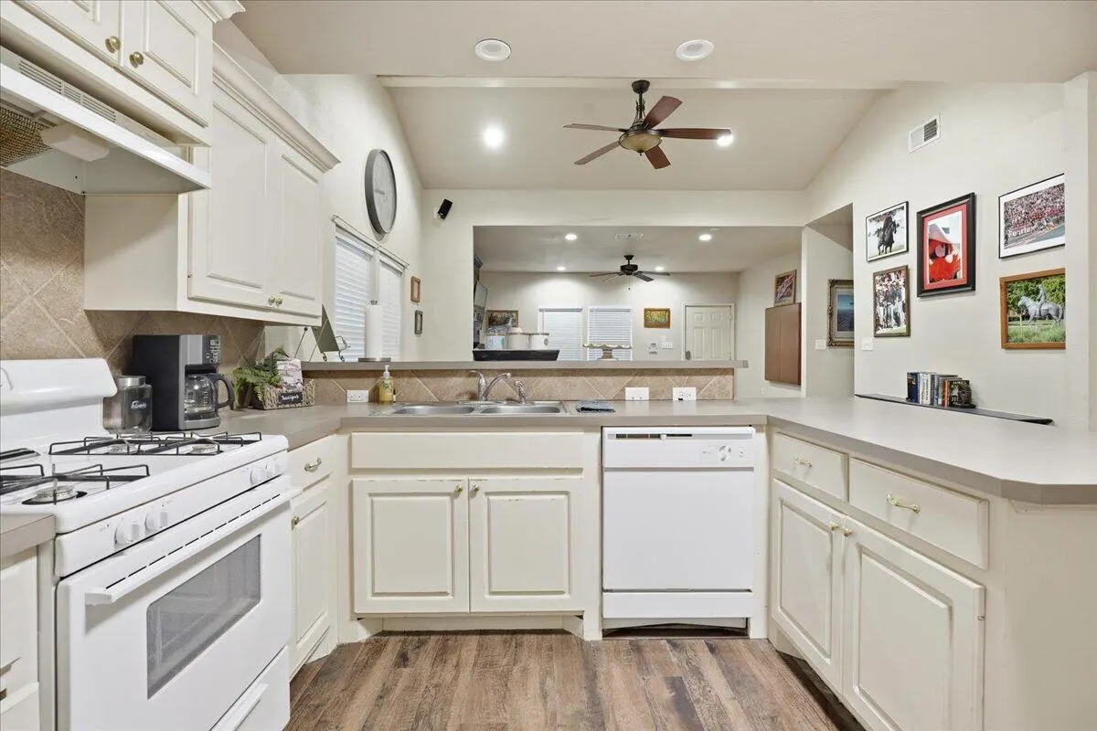 Photo 12 — 2217 14th Street, Lubbock, TX 79401