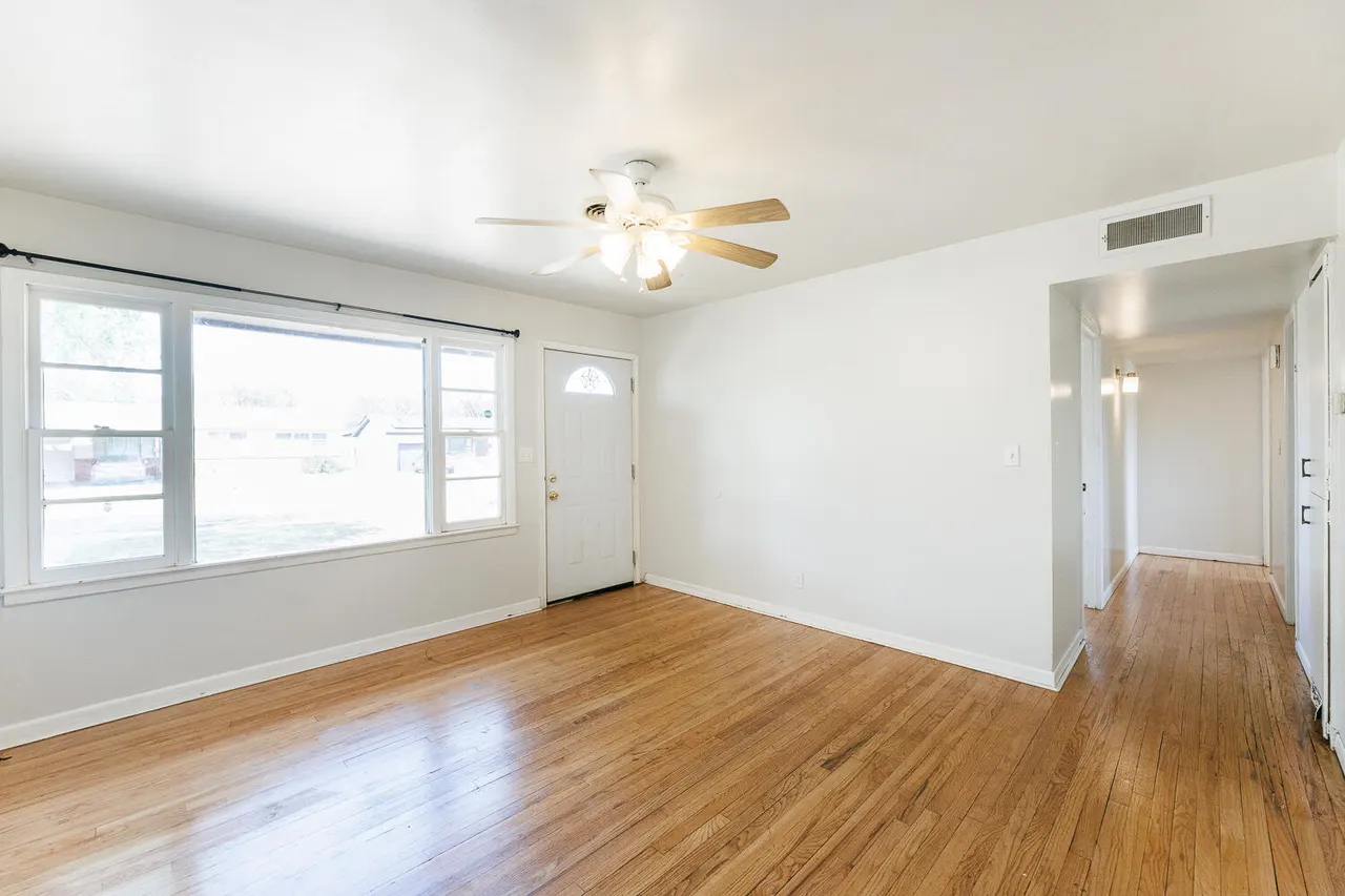 Photo 6 — 4503 43rd Street, Lubbock, TX 79414