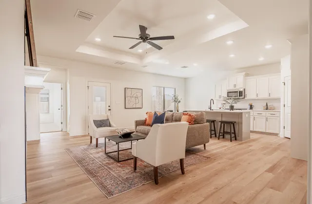 Photo 5 — 703 E 14th Street, Wolfforth, TX 79382