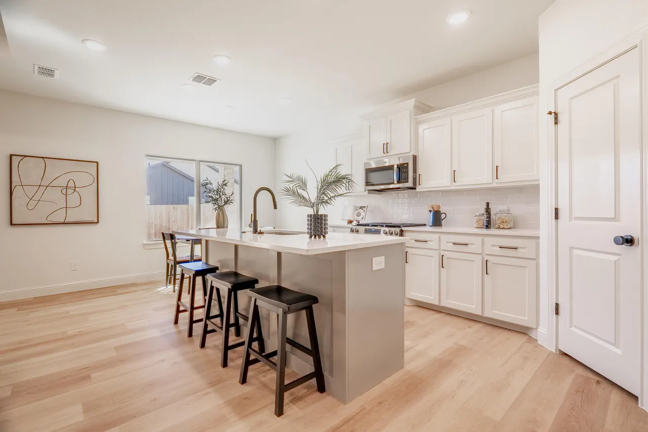 Photo 15 — 703 E 14th Street, Wolfforth, TX 79382