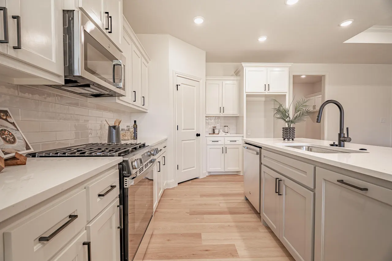Photo 20 — 703 E 14th Street, Wolfforth, TX 79382