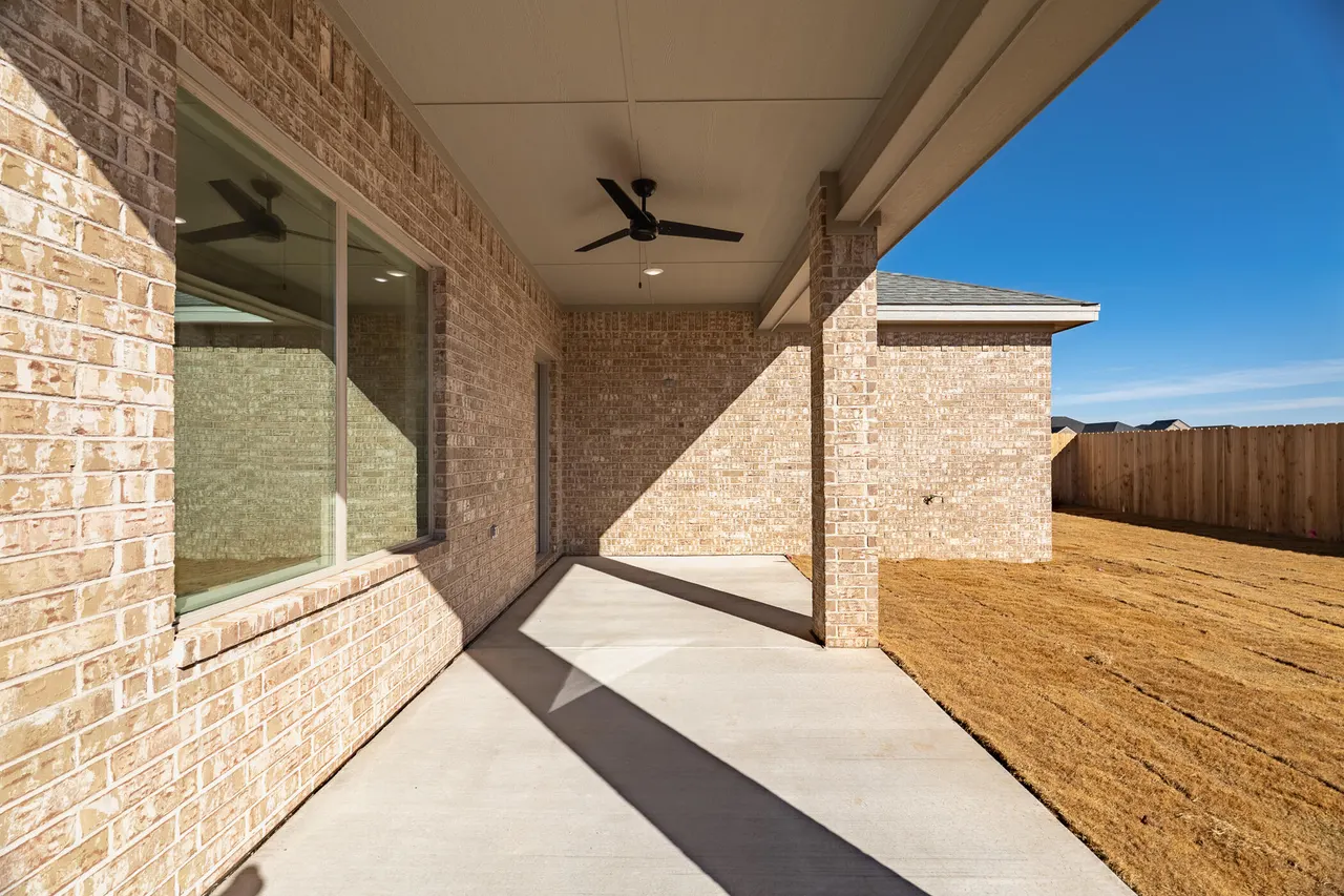 Photo 35 — 703 E 14th Street, Wolfforth, TX 79382