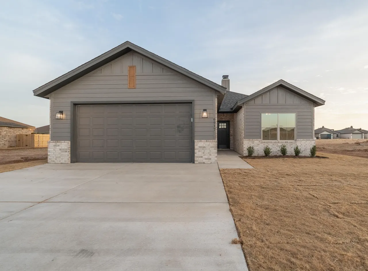 Photo 2 — 6917 14th Street, Lubbock, TX 79416
