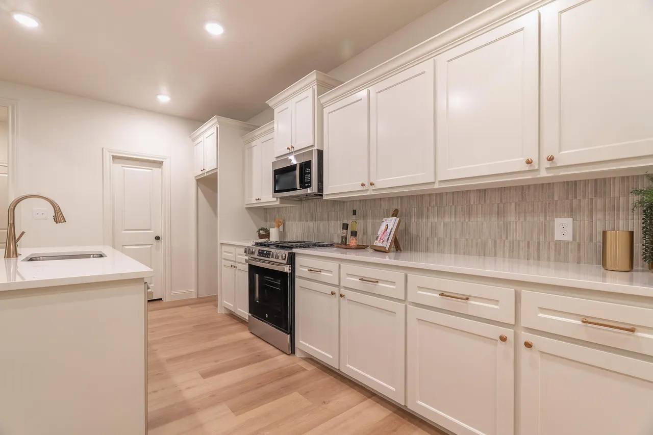 Photo 10 — 6917 14th Street, Lubbock, TX 79416