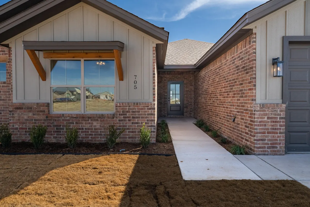 Photo 4 — 705 E 14th Street, Wolfforth, TX 79382