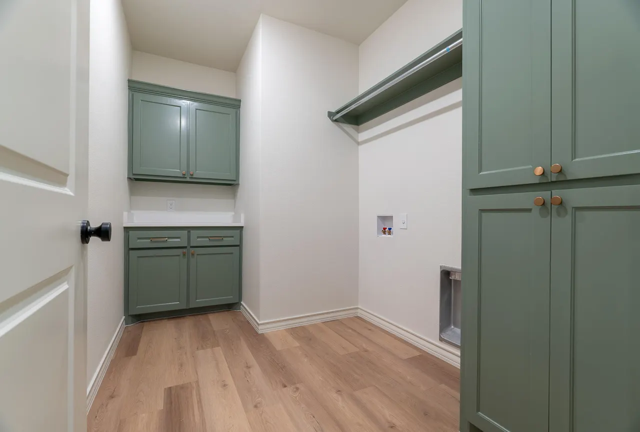 Photo 43 — 705 E 14th Street, Wolfforth, TX 79382