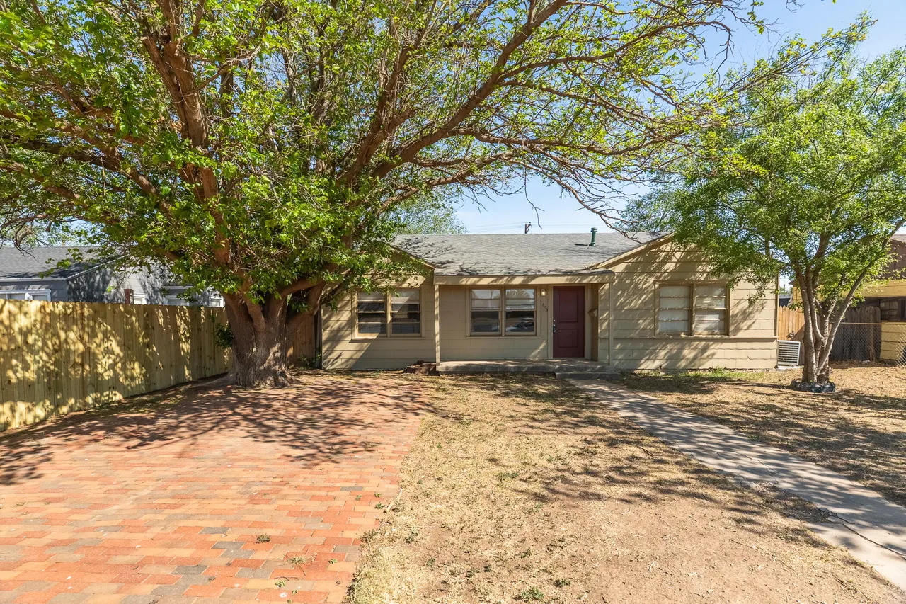 Front exterior — 1304 42nd Street, Lubbock, TX 79412
