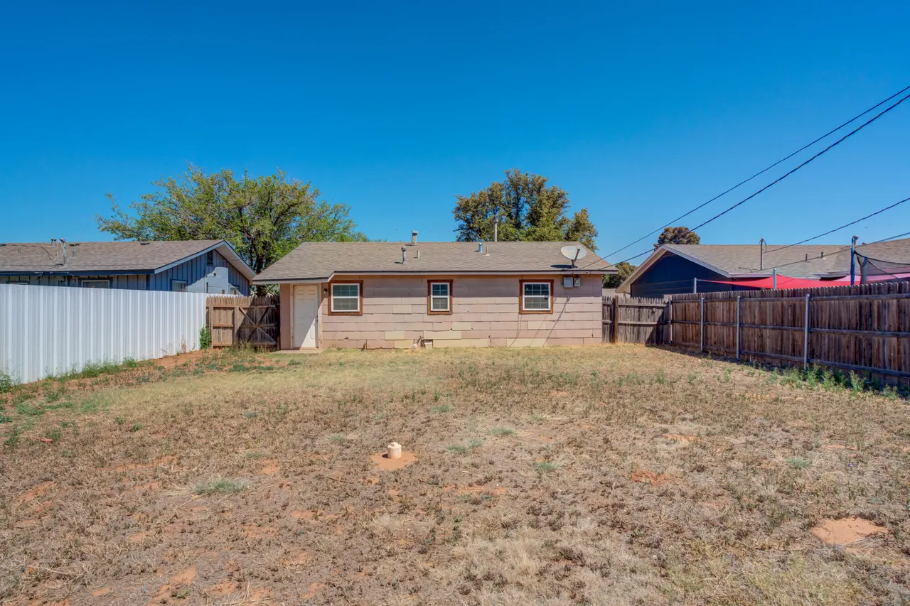 Photo 21 — 4915 39th Street, Lubbock, TX 79414