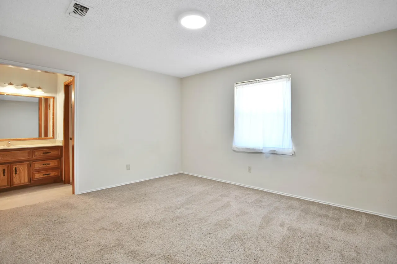 Photo 22 — 1303 E Waco Street, Brownfield, TX 79316