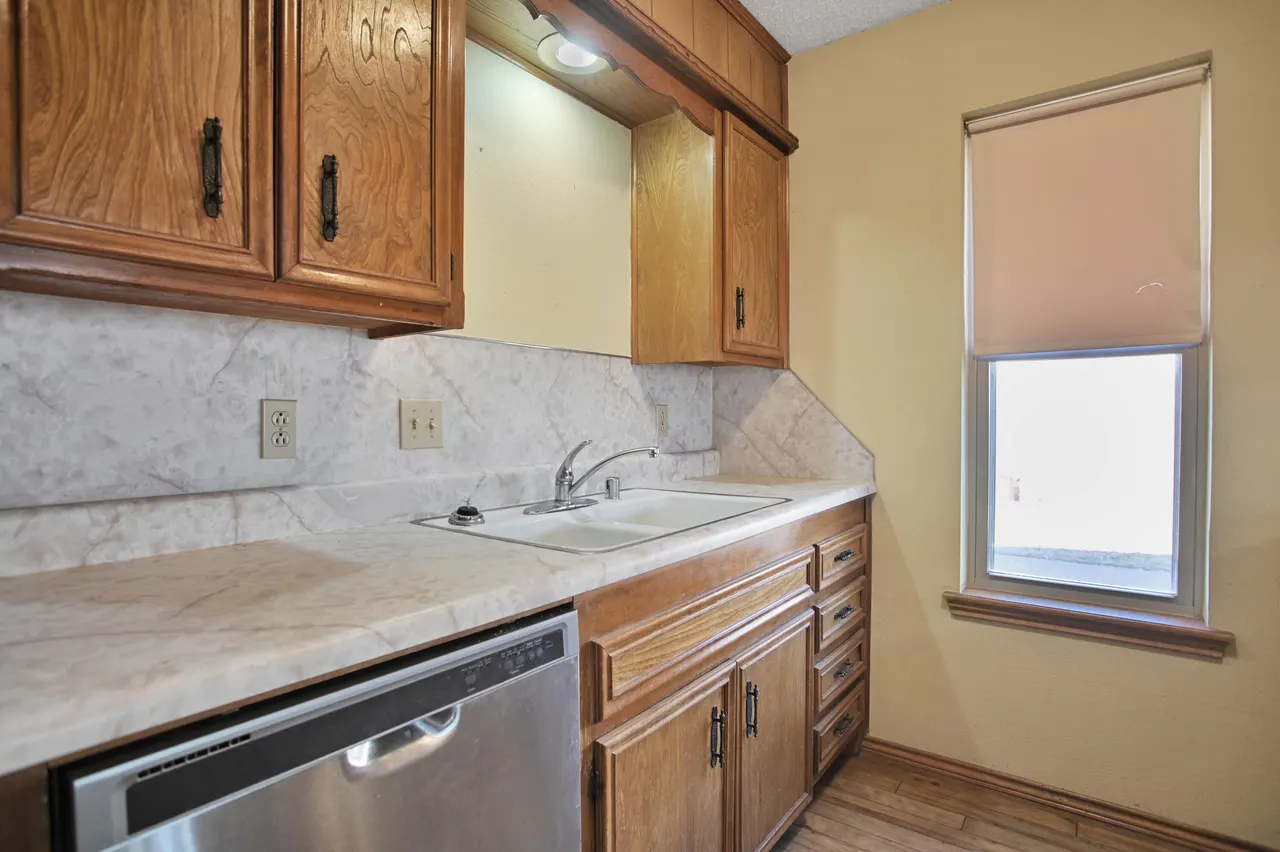 Photo 18 — 1303 E Waco Street, Brownfield, TX 79316