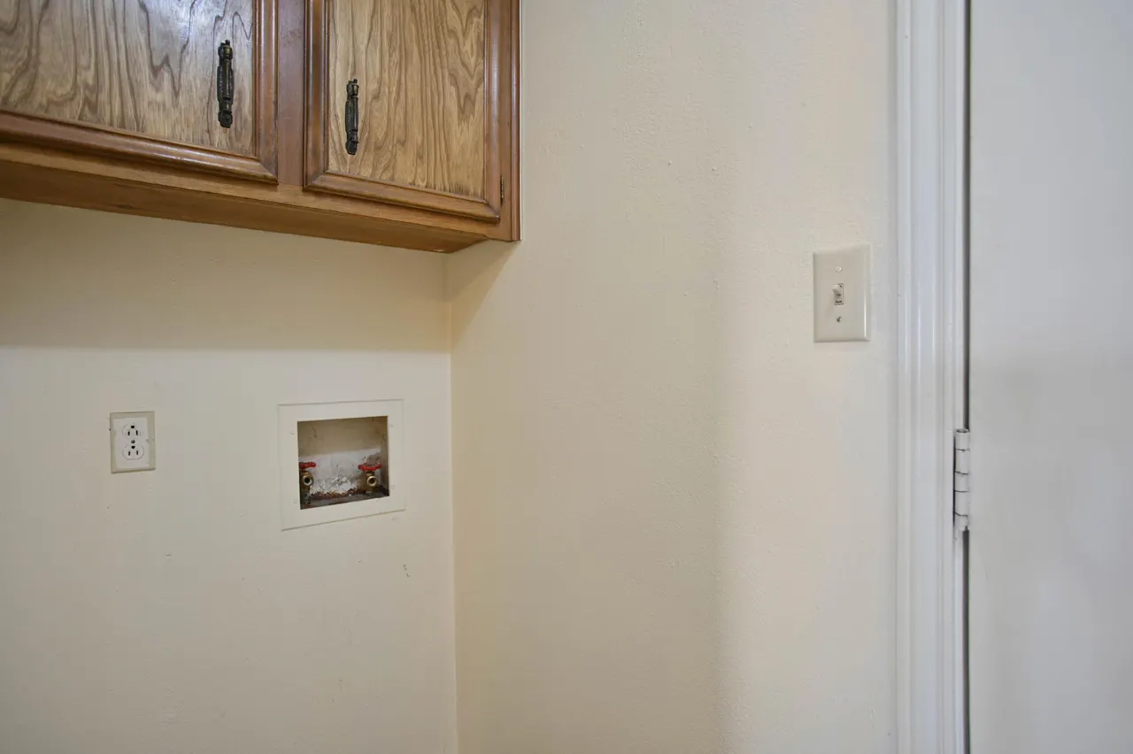 Photo 21 — 1303 E Waco Street, Brownfield, TX 79316