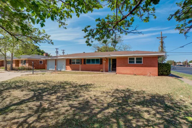 Photo 7 — 3402 53rd Street, Lubbock, TX 79413