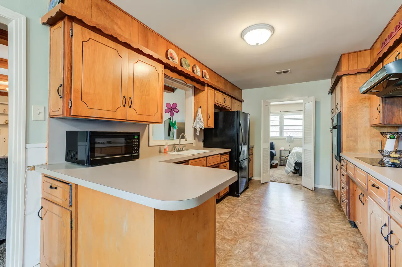 Photo 18 — 3402 53rd Street, Lubbock, TX 79413