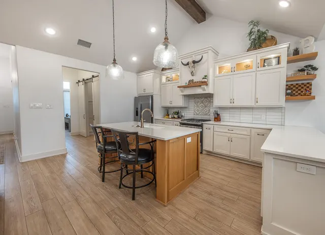 Photo 8 — 7016 17th Street, Lubbock, TX 79416